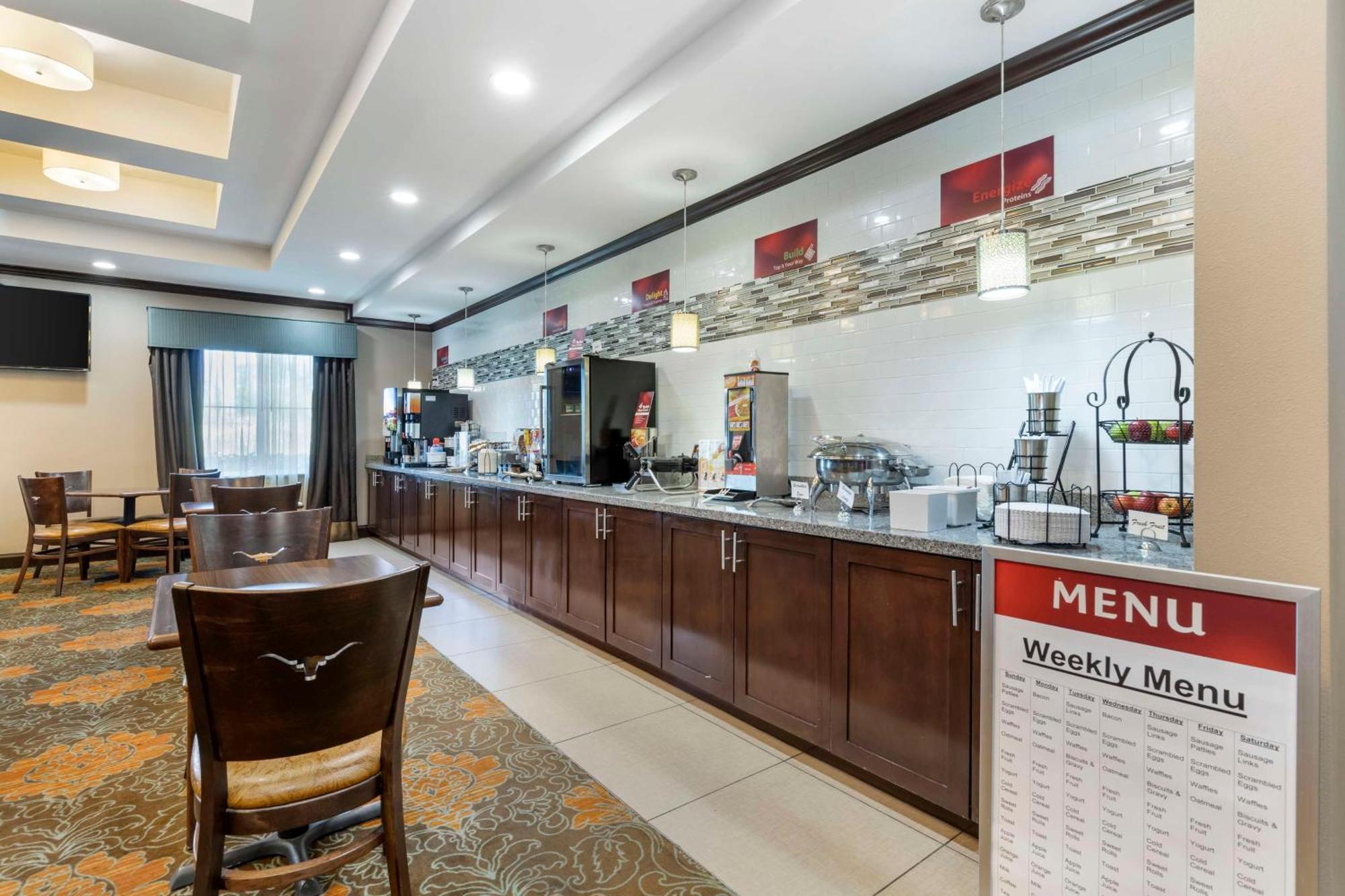 Best Western Plus Longhorn Inn & Suites Luling Екстериор снимка