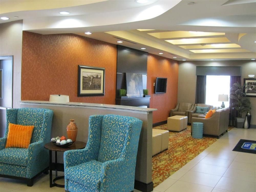 Best Western Plus Longhorn Inn & Suites Luling Екстериор снимка
